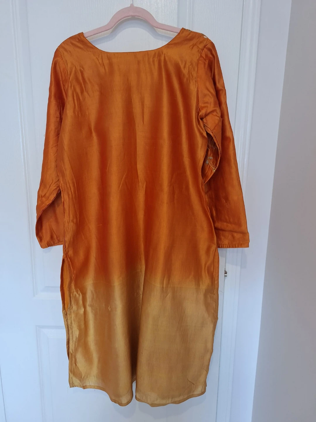 Beautiful Silk Salwar Set - photo 2