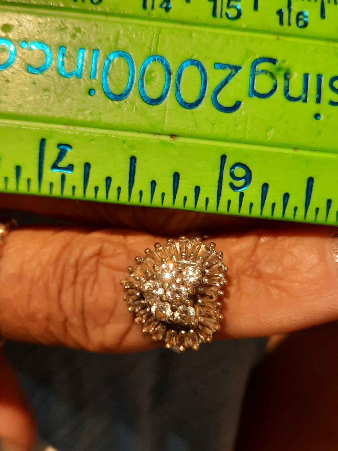 Solid 10k Gold Cluster CZ Heart Ring 7 - photo 2