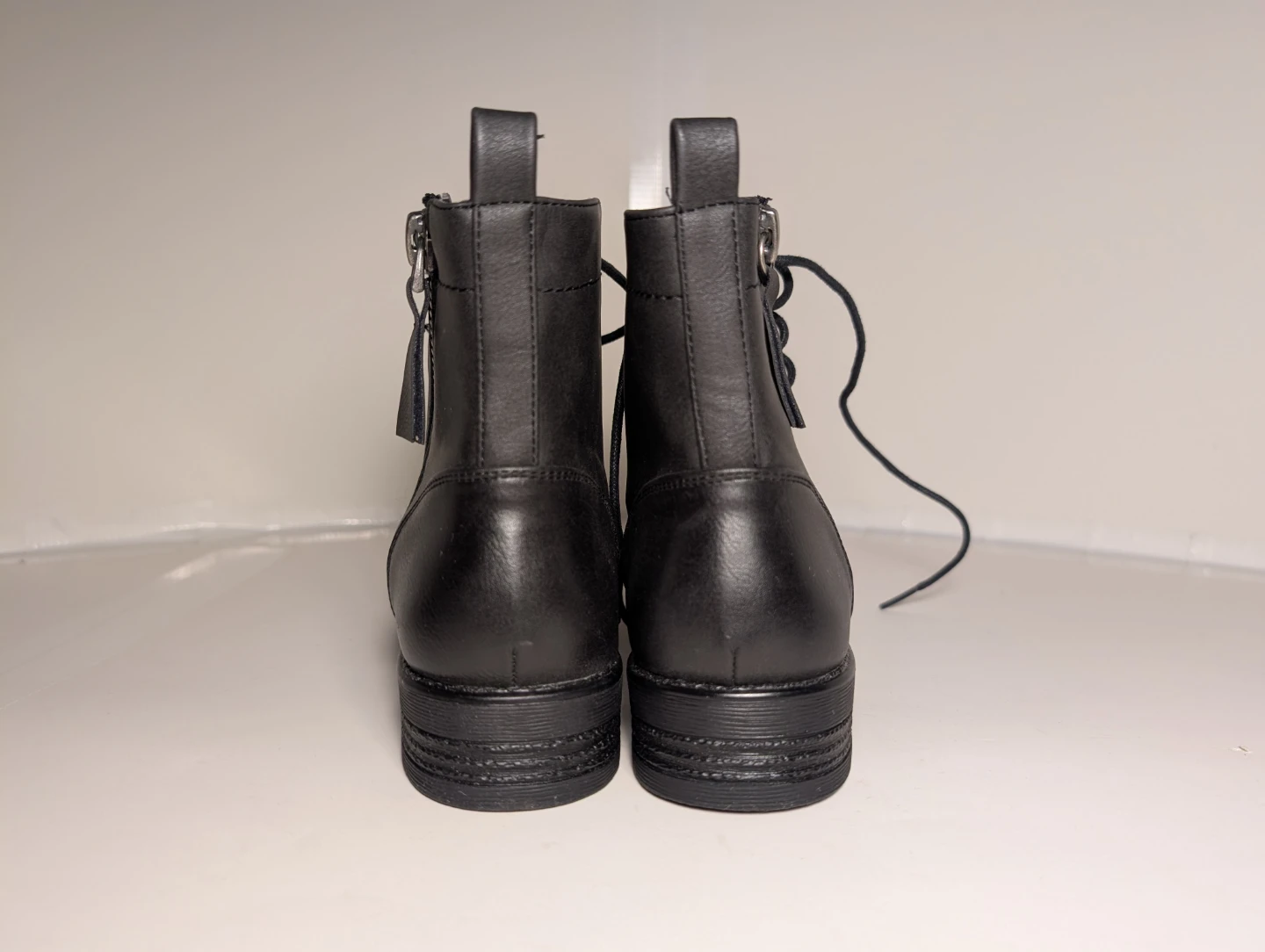 Harlow - Black Ankle Boots | Size 7 - photo 3