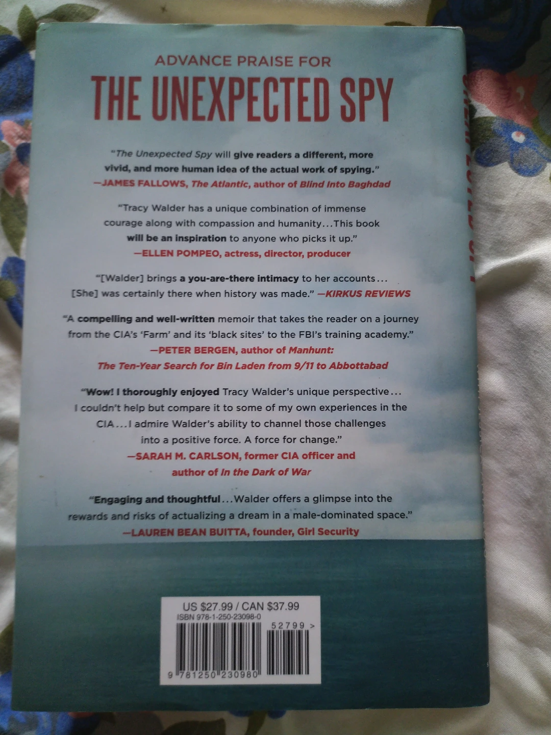 The Unexpected Spy by Tracy Walder - photo 2