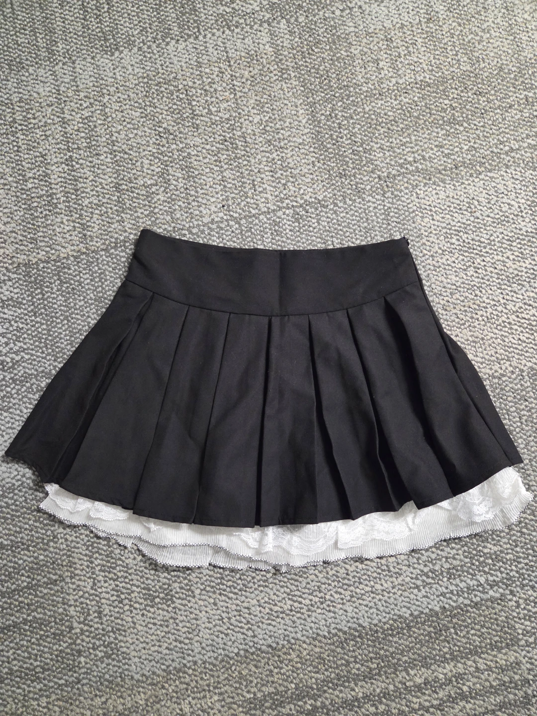 Black Pleated Mini Skirt with Lace Trim - photo 2