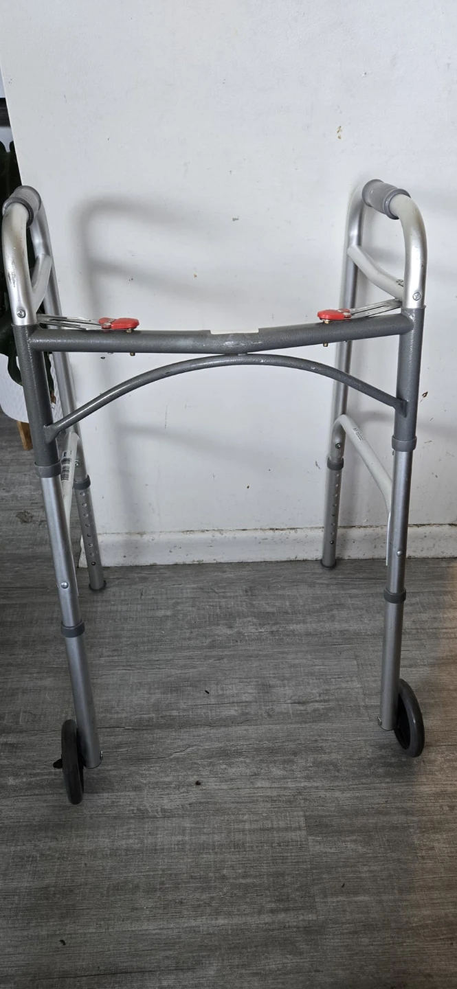 2 wheeled Walker/Great Hip and Knee surgery/walking safely - photo 4
