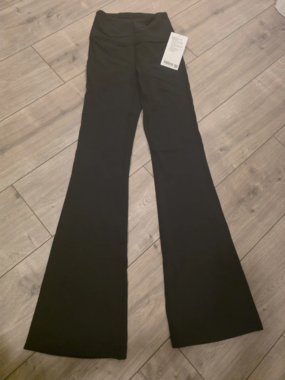 BRAND NEW! Groove Nulu Super-High-Rise Flared Pant Regular - photo 2