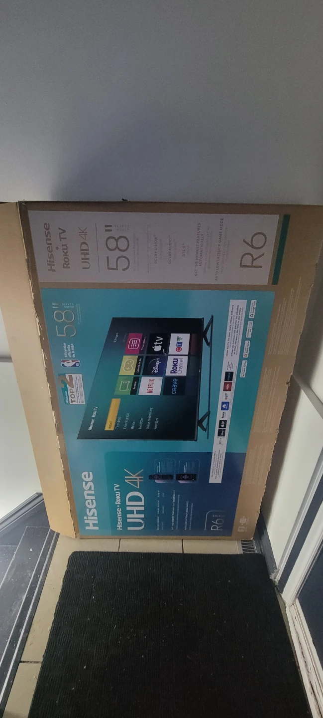 Hisense 4K Roku 58' inch tv - photo 2