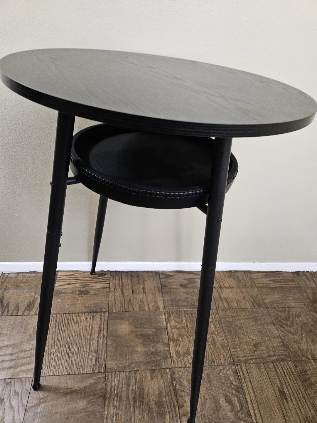 Black Round Bar Table