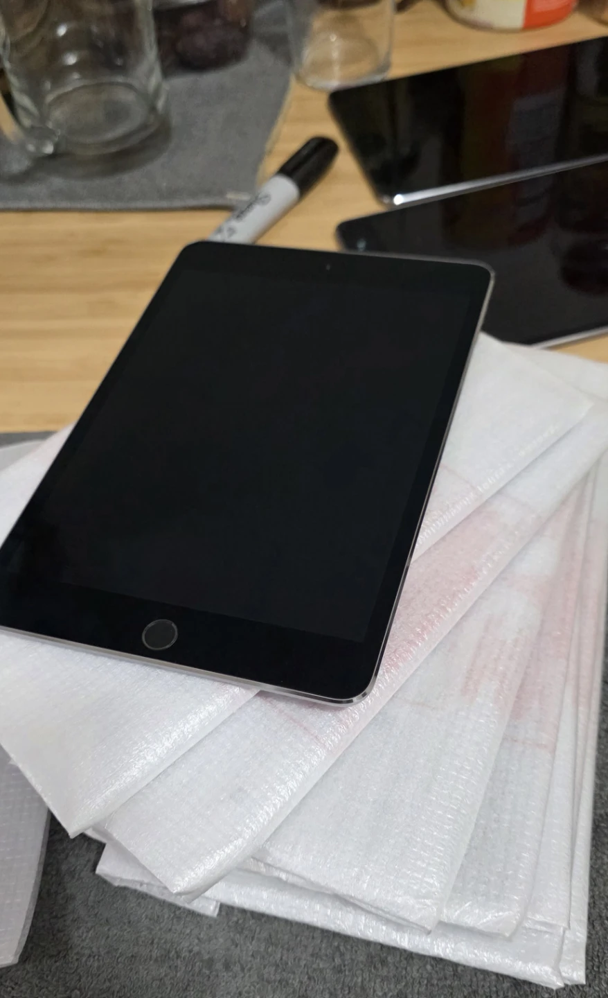 Apple iPad mini 4 - 128GB - photo 3
