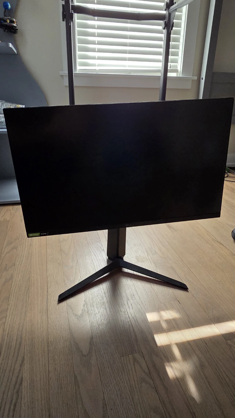 LG UltraGear 27 GP8 3B Gaming Monitor - photo 2