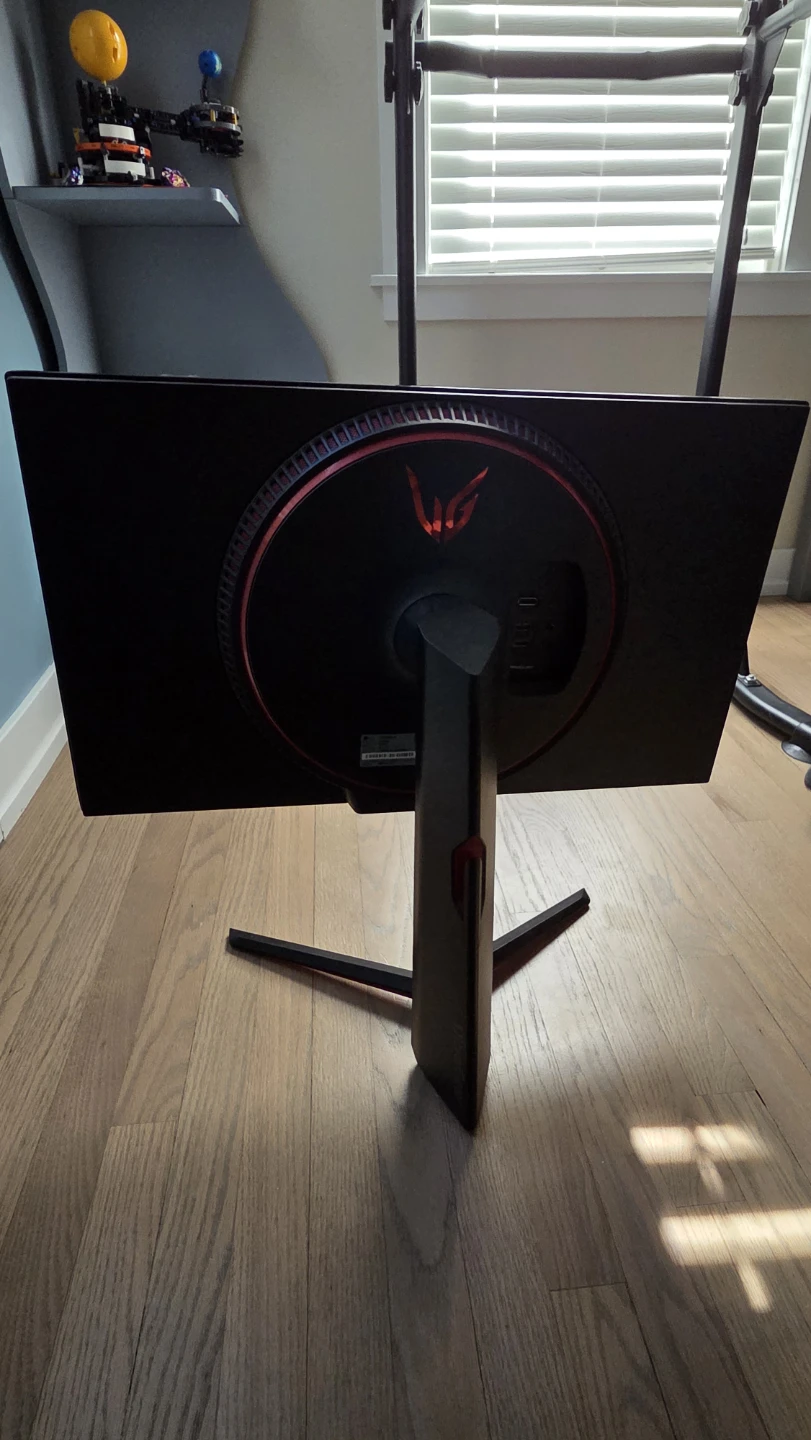 LG UltraGear 27 GP8 3B Gaming Monitor - photo 4
