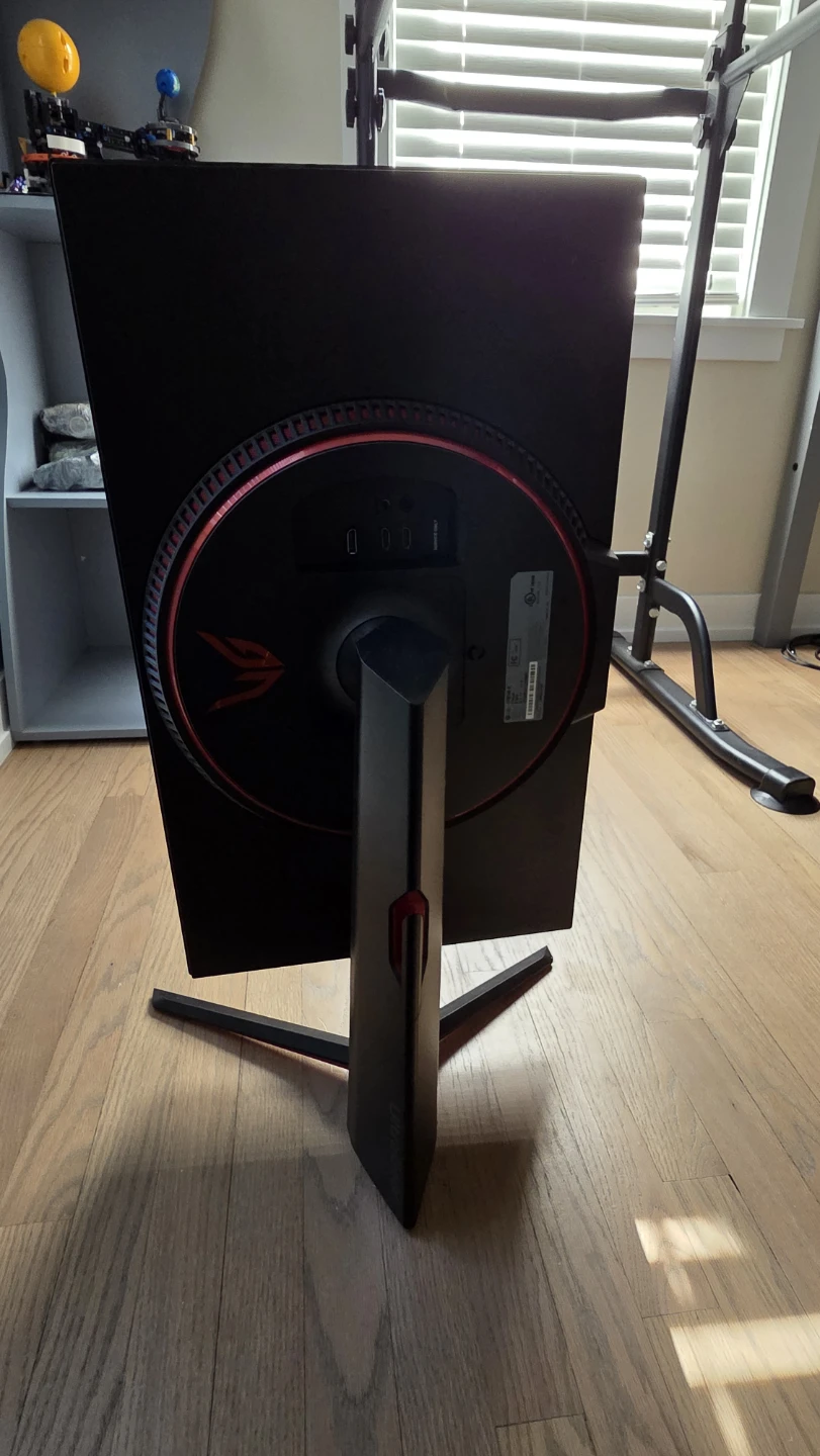 LG UltraGear 27 GP8 3B Gaming Monitor - photo 5