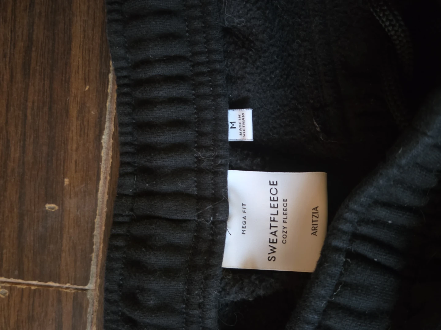 Aritzia Sweatfleece Mega Cargo Pant - Black, M