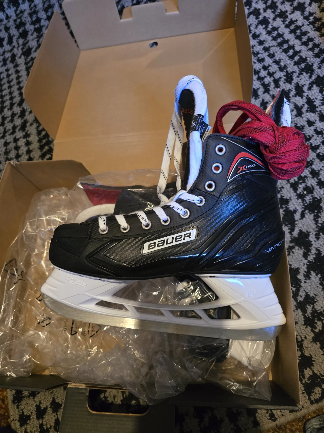 Bauer Vapor X2.5 Hockey Skates - Size 9.0 - photo 3