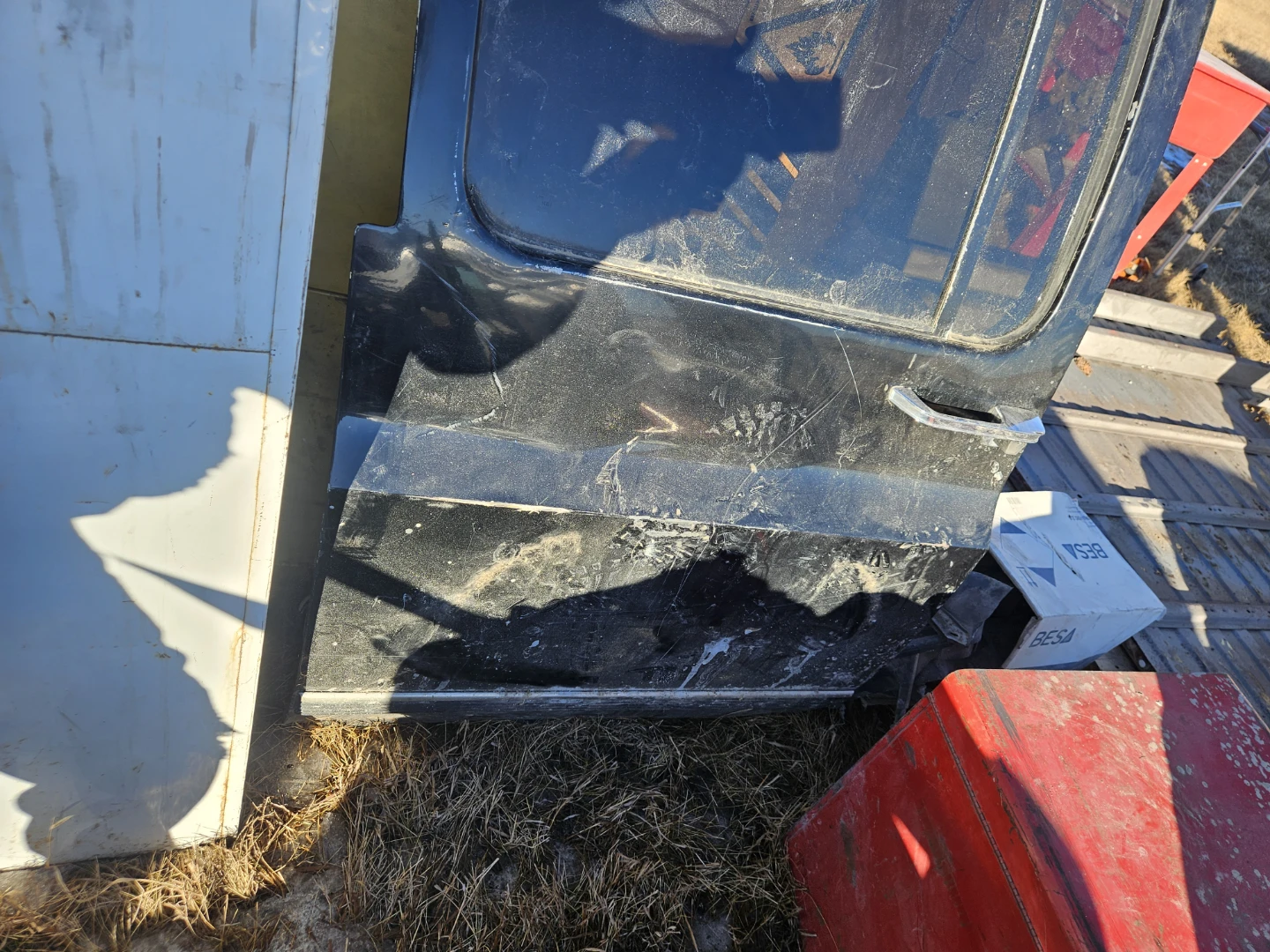 Rear door 91 Chev Suburban left side rear door power - photo 2