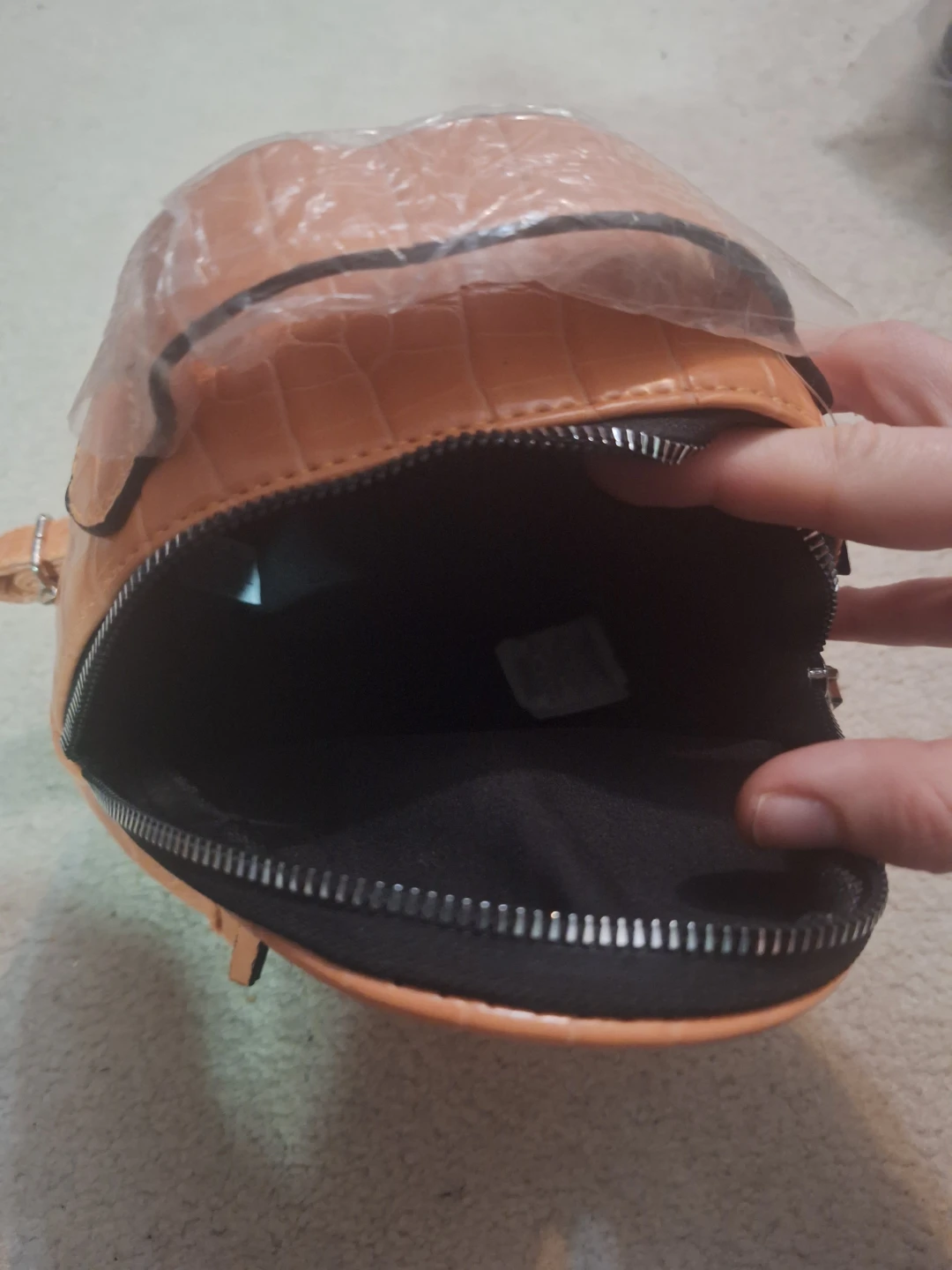 NEW Mini Backpack Purse 🎒 - photo 3