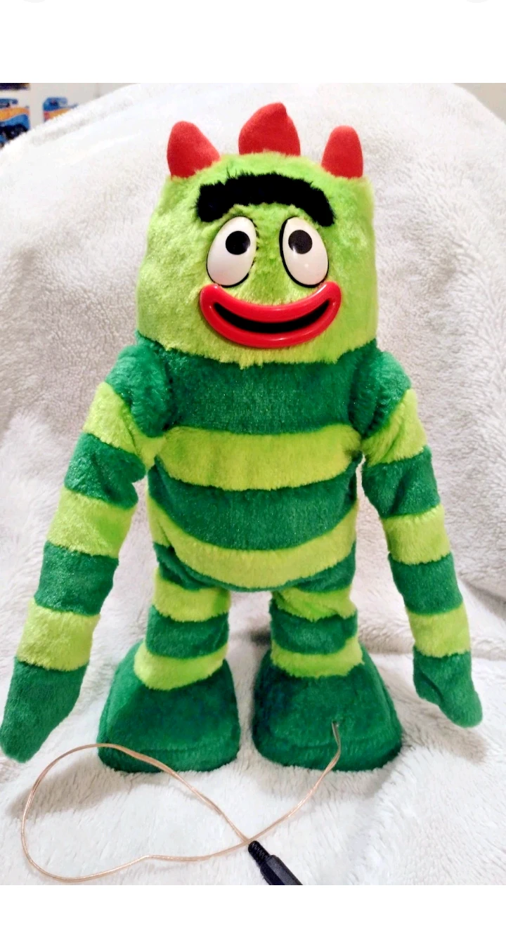 Yo Gabba Gabba Brobee 15” Tall Dancing Singing Talking AUX RARE