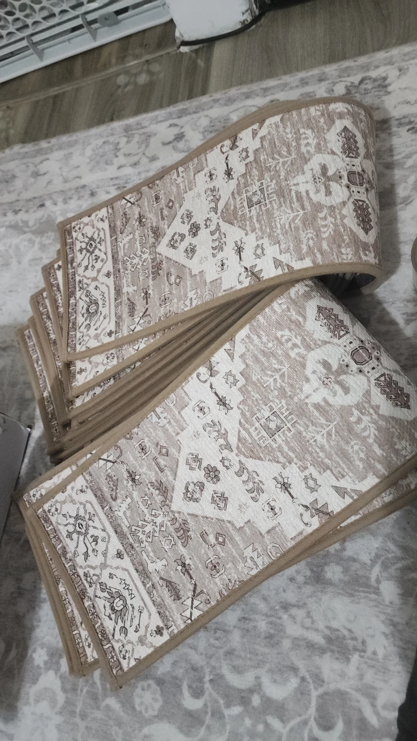 HEBE 8"x30" Carpet Stair Treads Set of 15 - photo 2
