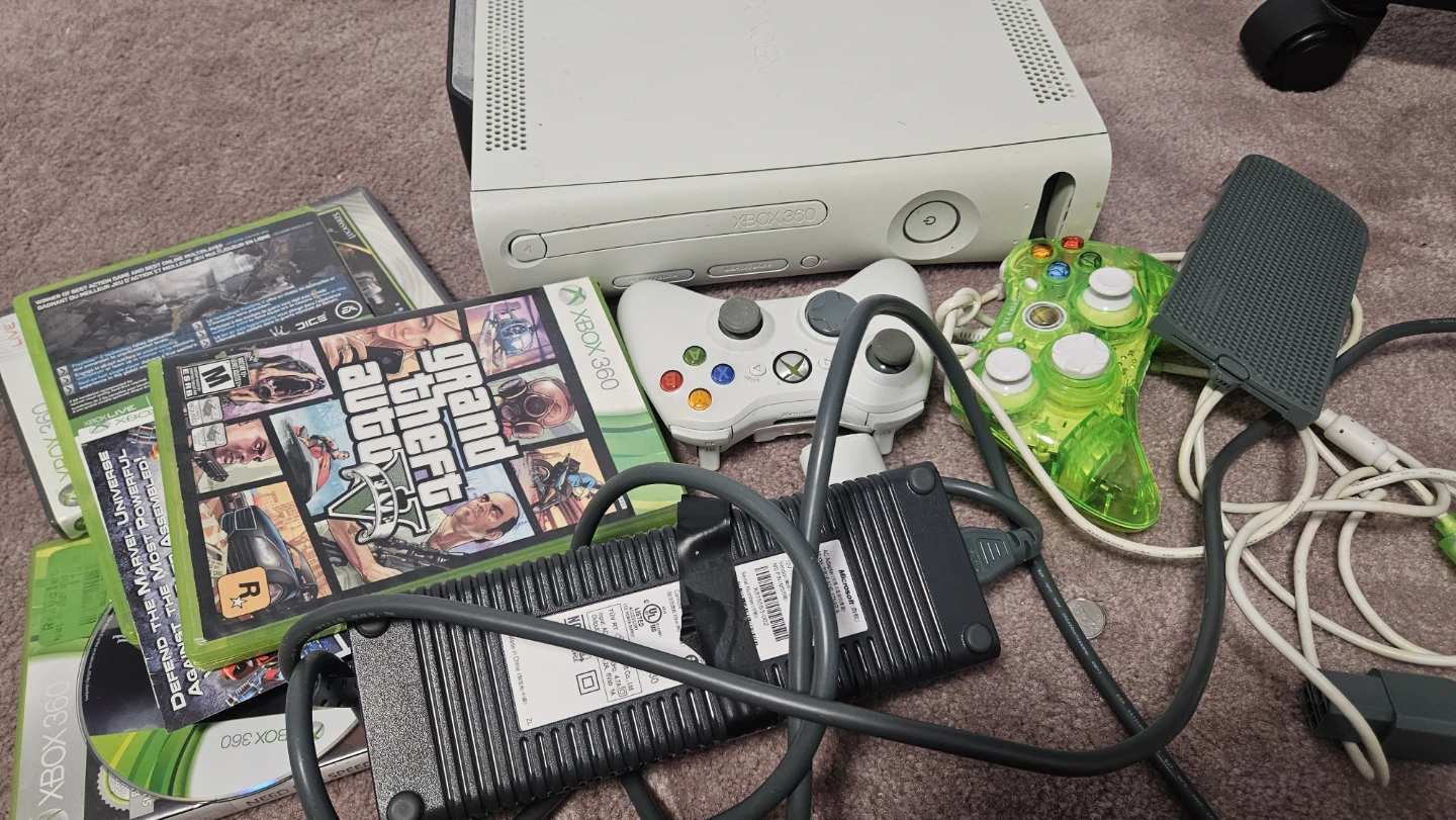 Xbox 360 Console with Games and Accessories - photo 2