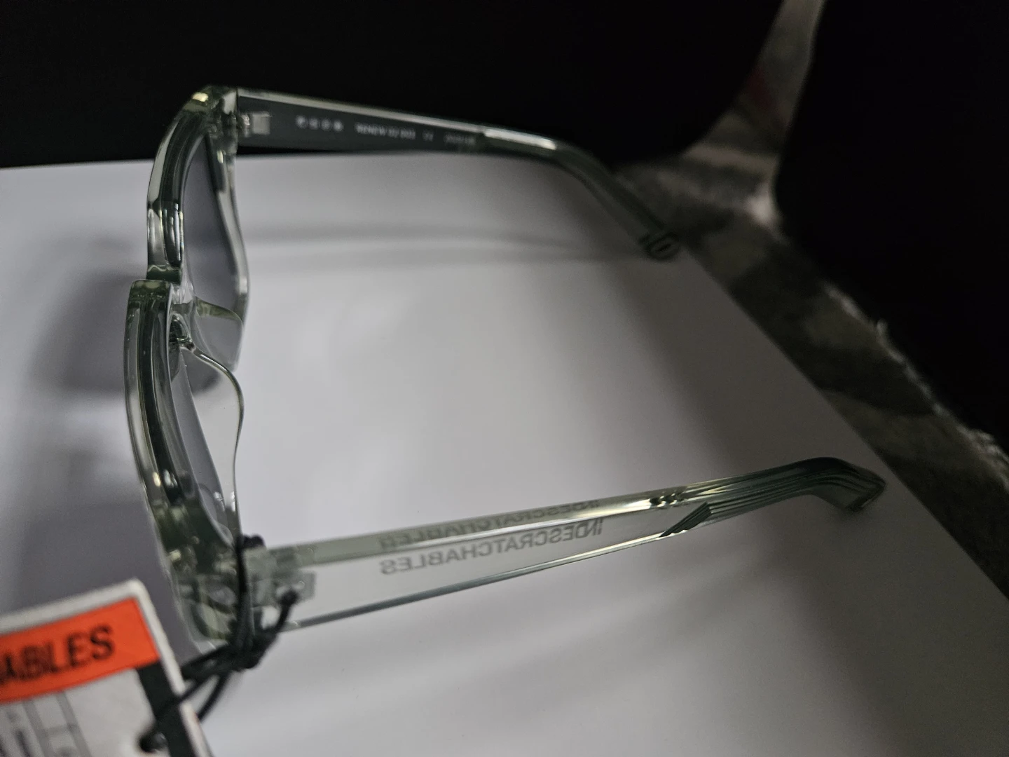 INDESCRATCHABLES Gray Sunglasses - New! 🥕 - photo 2