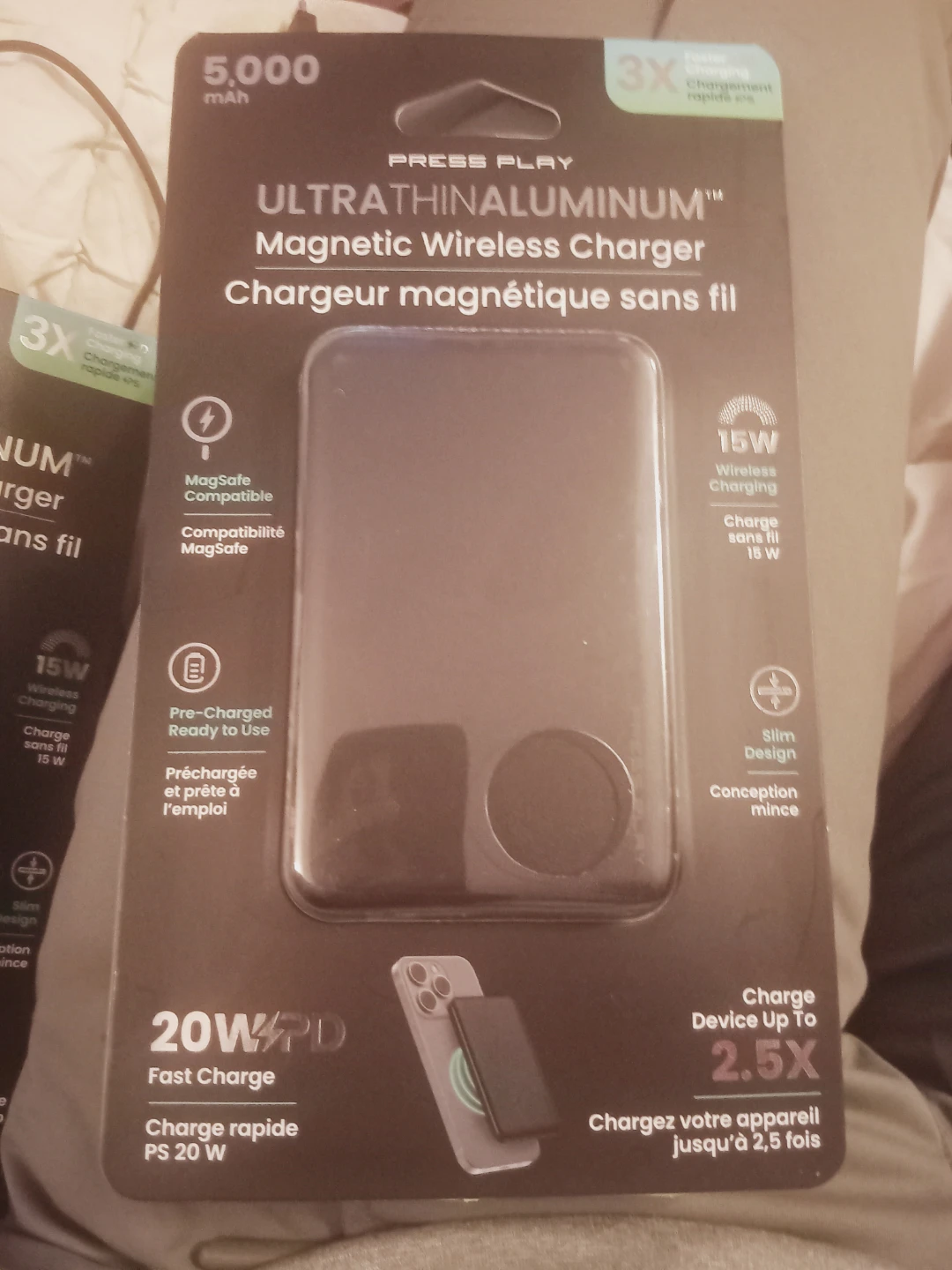 Press Play Magnetic Wireless Charger - NEW