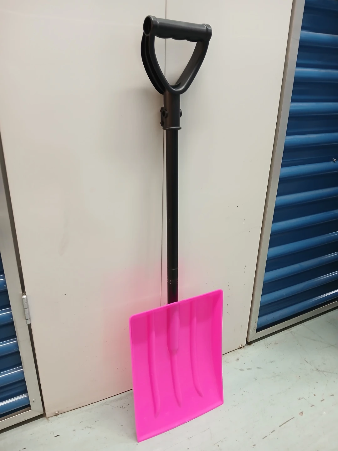 34" Emergency Snow Shovel for cars with D-Grip Handle - photo 3