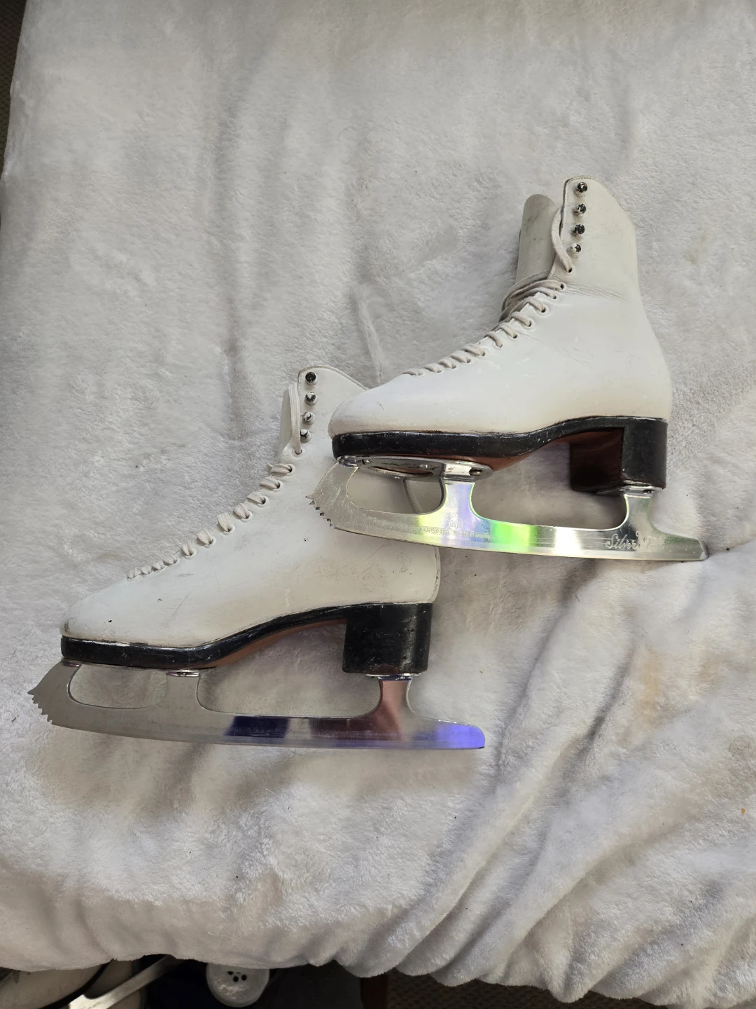 Silver Test White Leather Figure Skates - Size 3 to 4 - photo 2