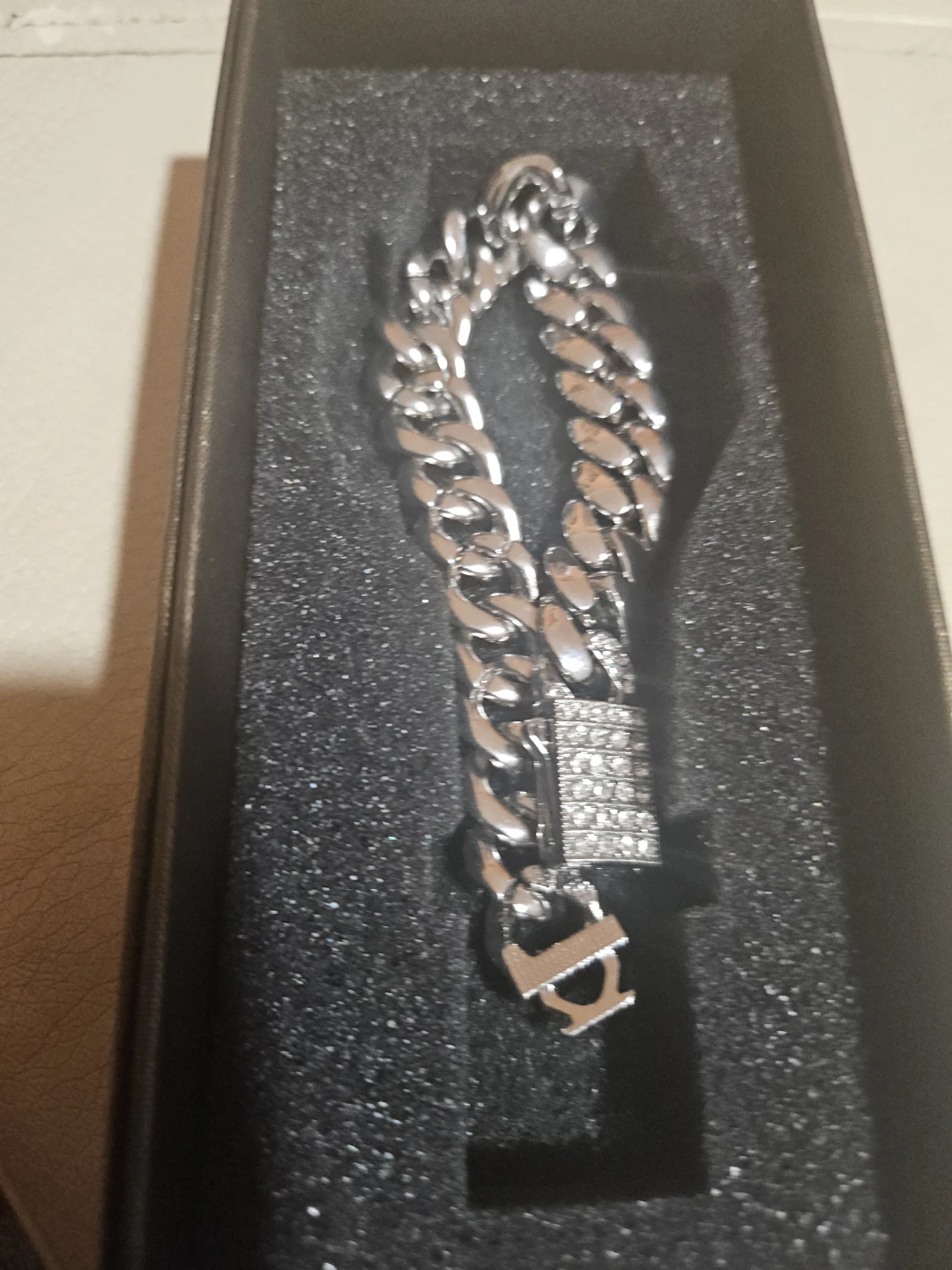 AJ High-Quality Chain Bracelet with Rhinestone Clasp - photo 2
