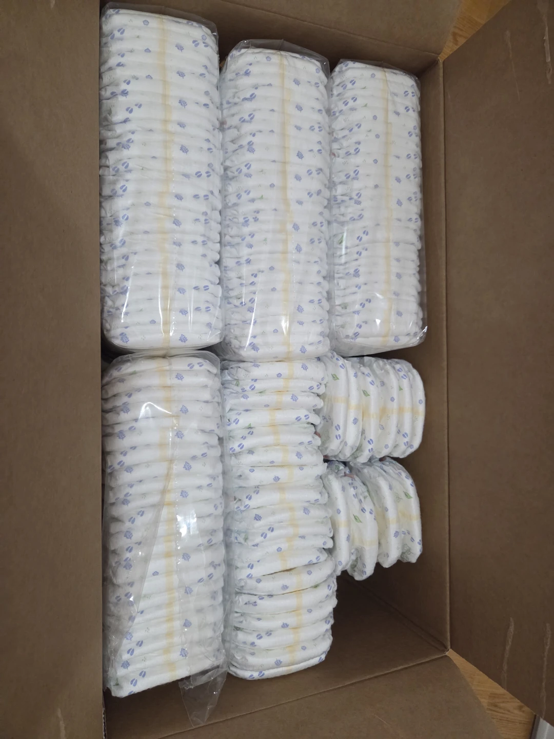 Kirkland Signature Diapers Size 5 (133 Count) - photo 2