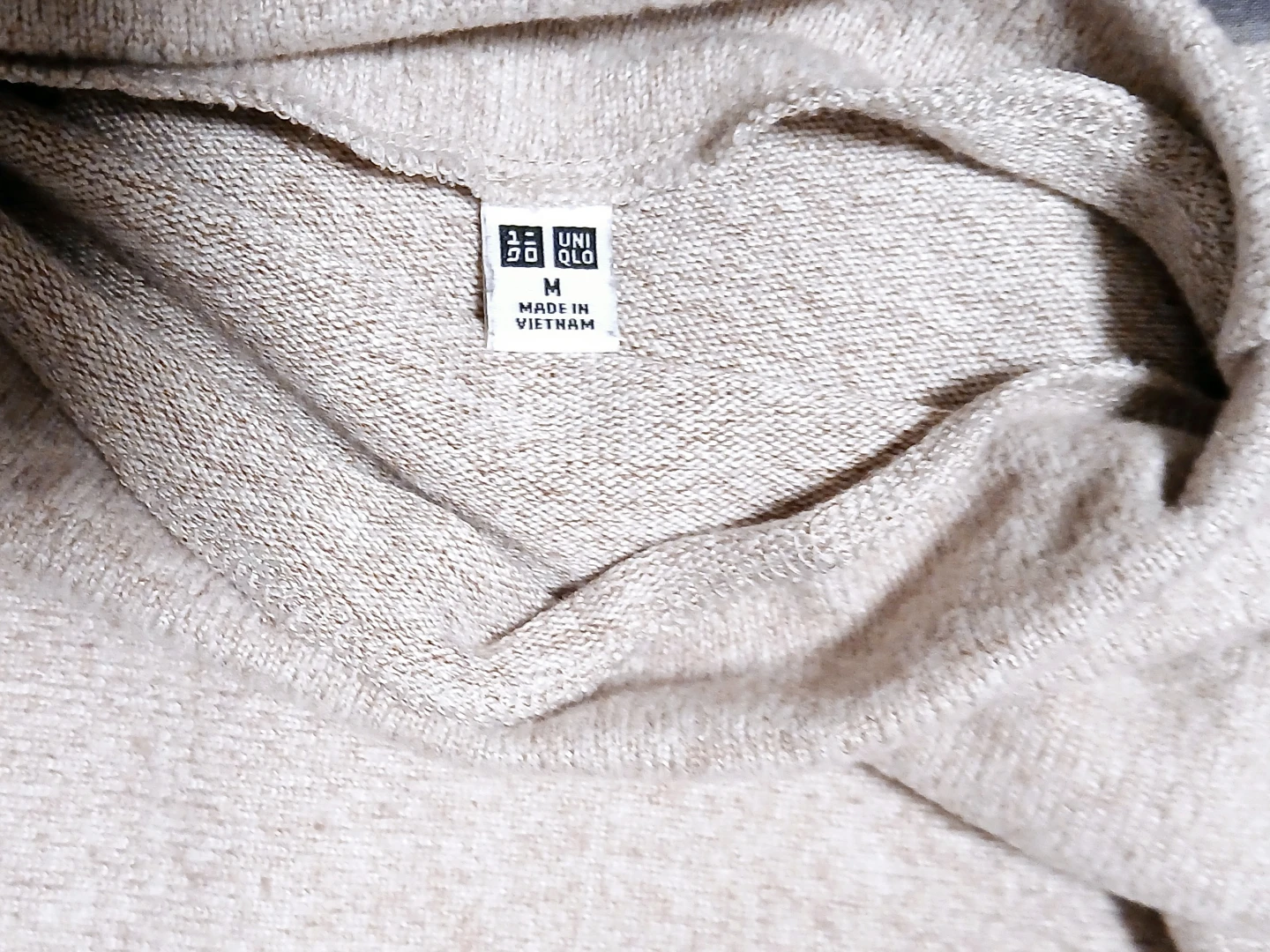 Men Medium Uniqlo Beige Sweater - photo 2