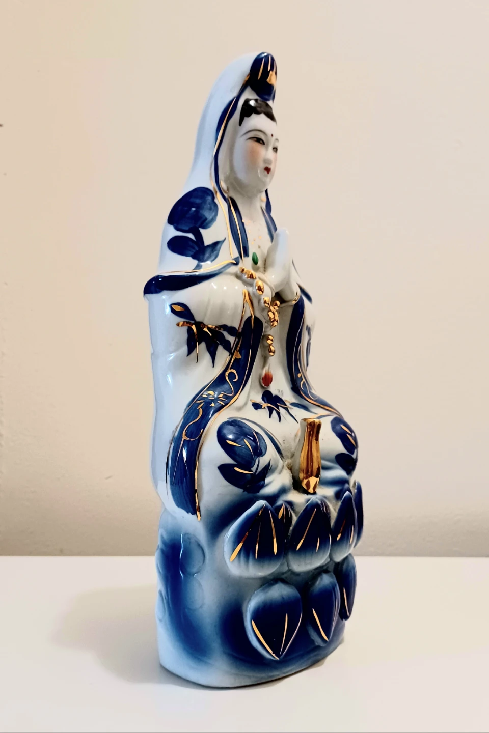 Rare Hand Painted Kwan Yin Statue - photo 2