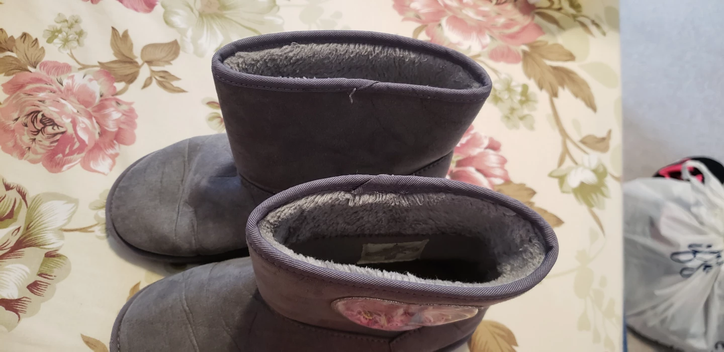 The Children's Place Grey Boots with Heart Appliqué size 2 - photo 5