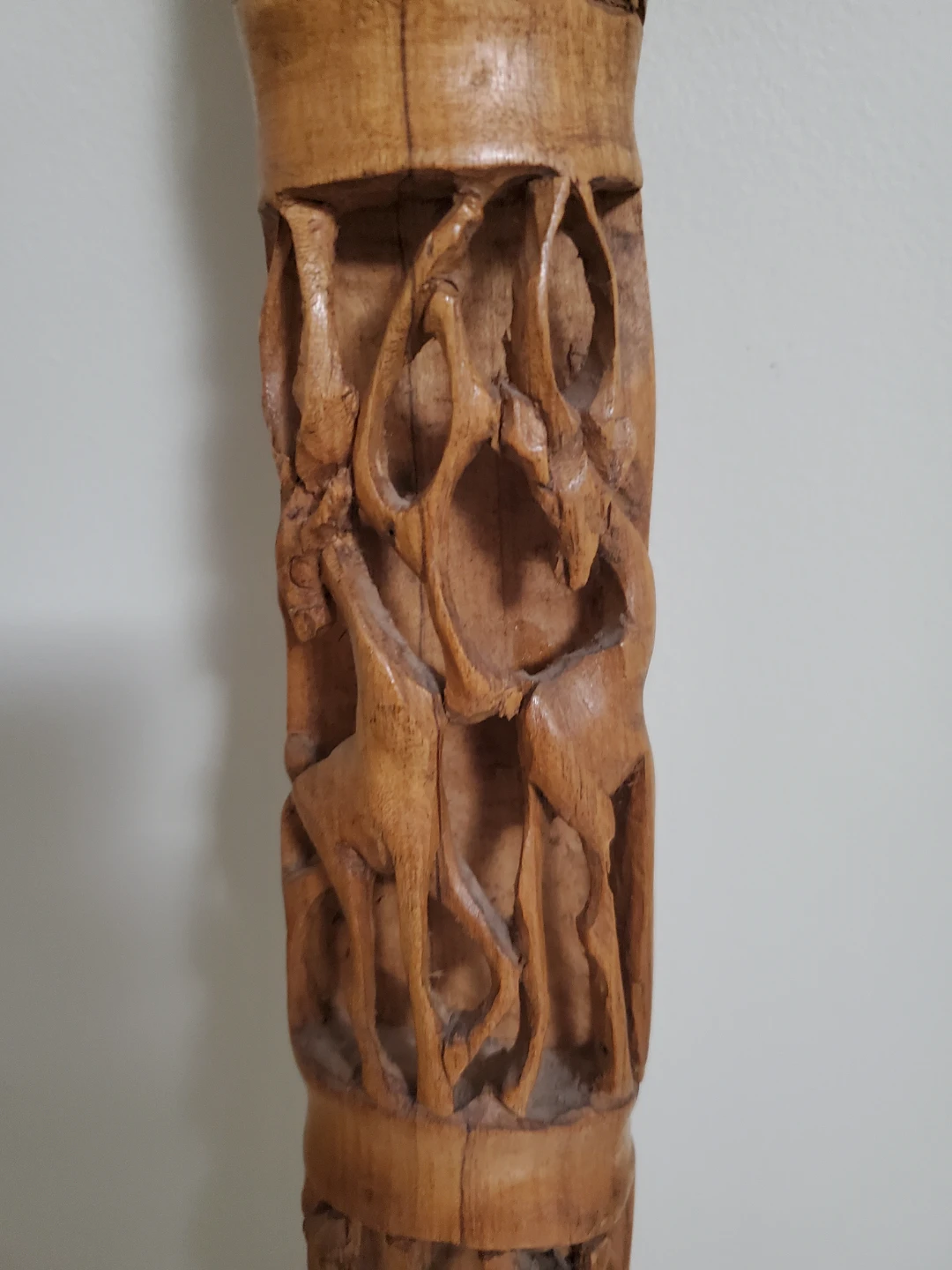 Wooden Giraffe Carved Sculpture - photo 3