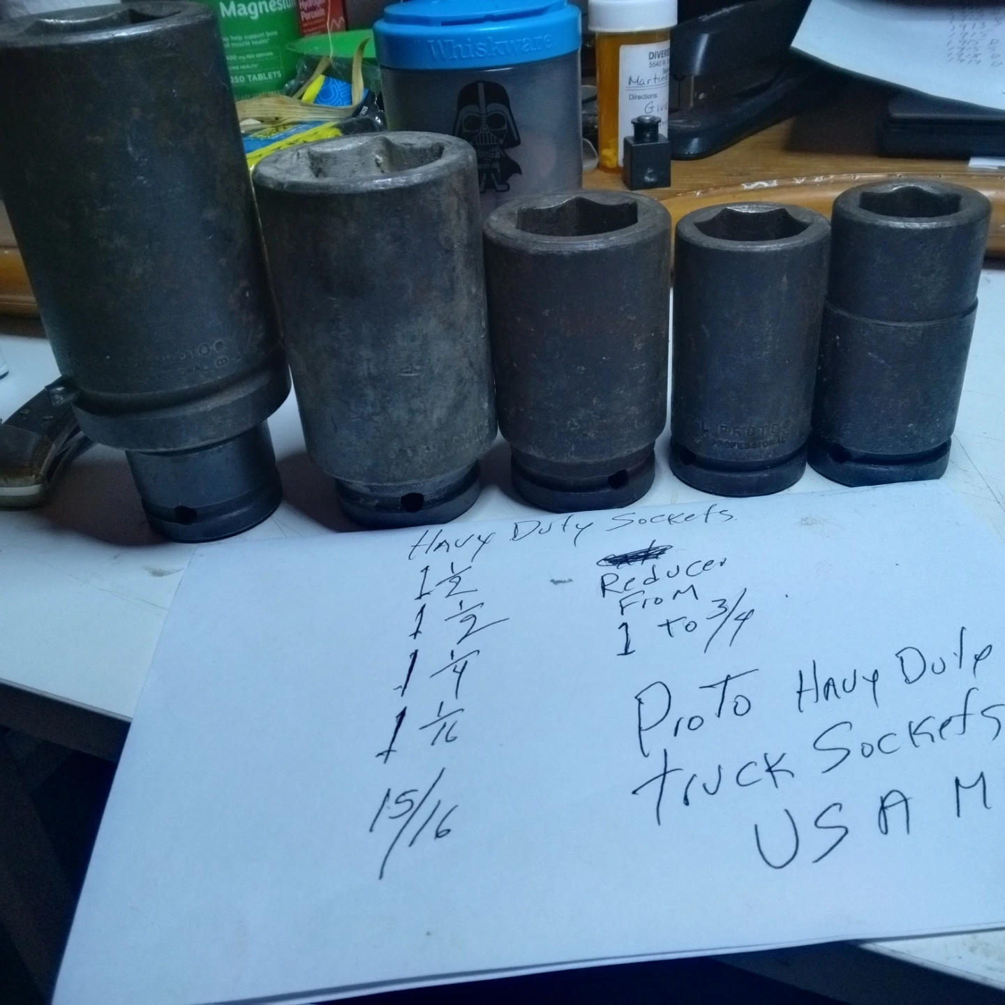 Sockets for heavy duty truck