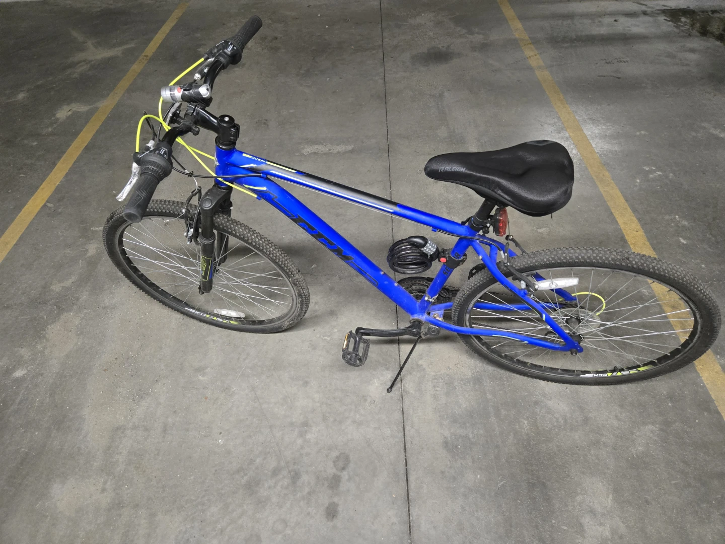 Mens Blue Mountain Bike - photo 2