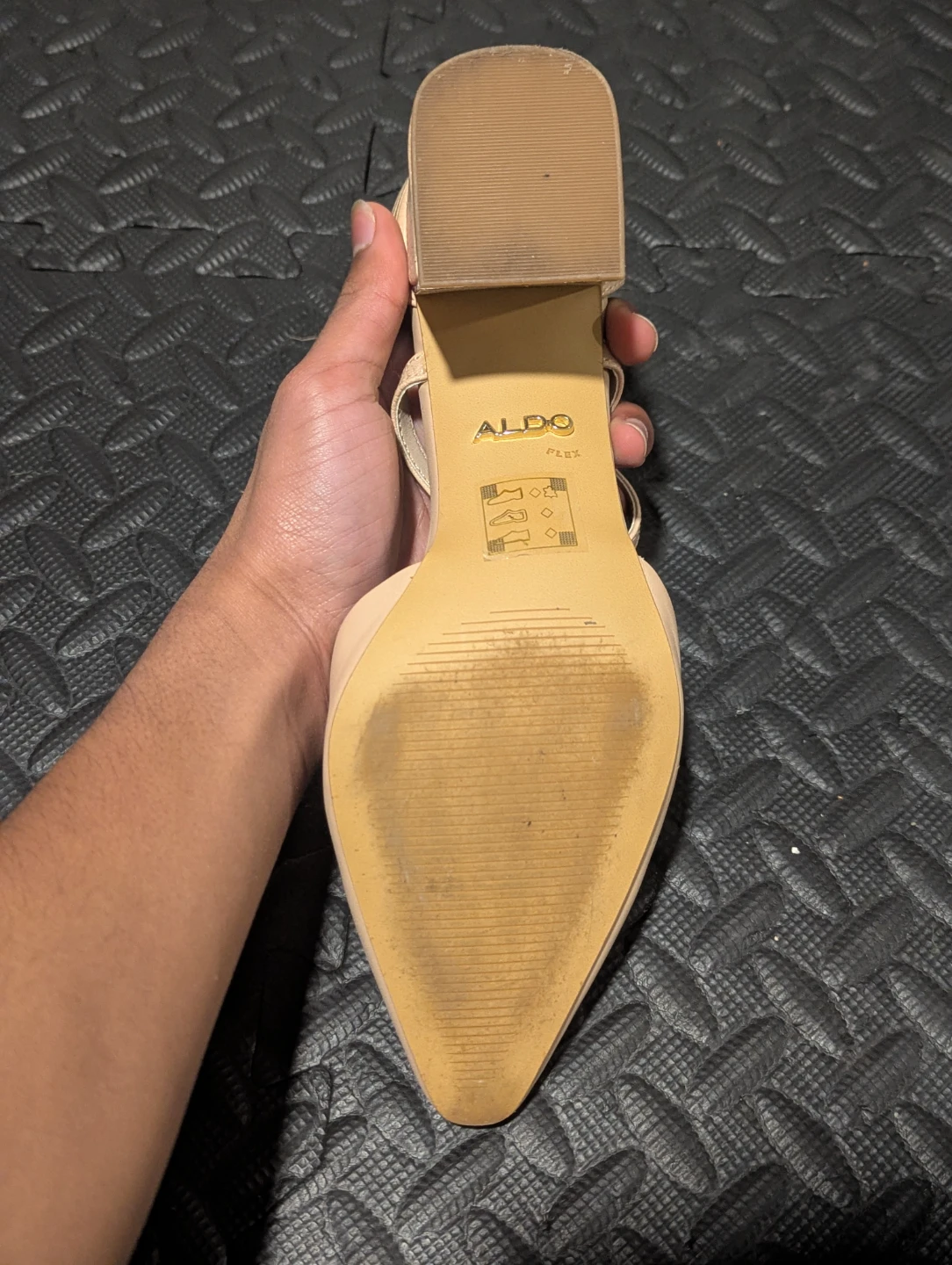 Aldo Beige Heels - Size 8 - photo 4