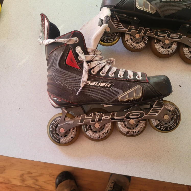 Bauer Vapor X40R Inline Roller Skates US 9.5