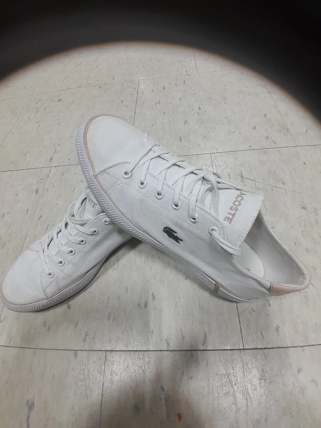 Lacoste White Sneakers women's size 8 - photo 2