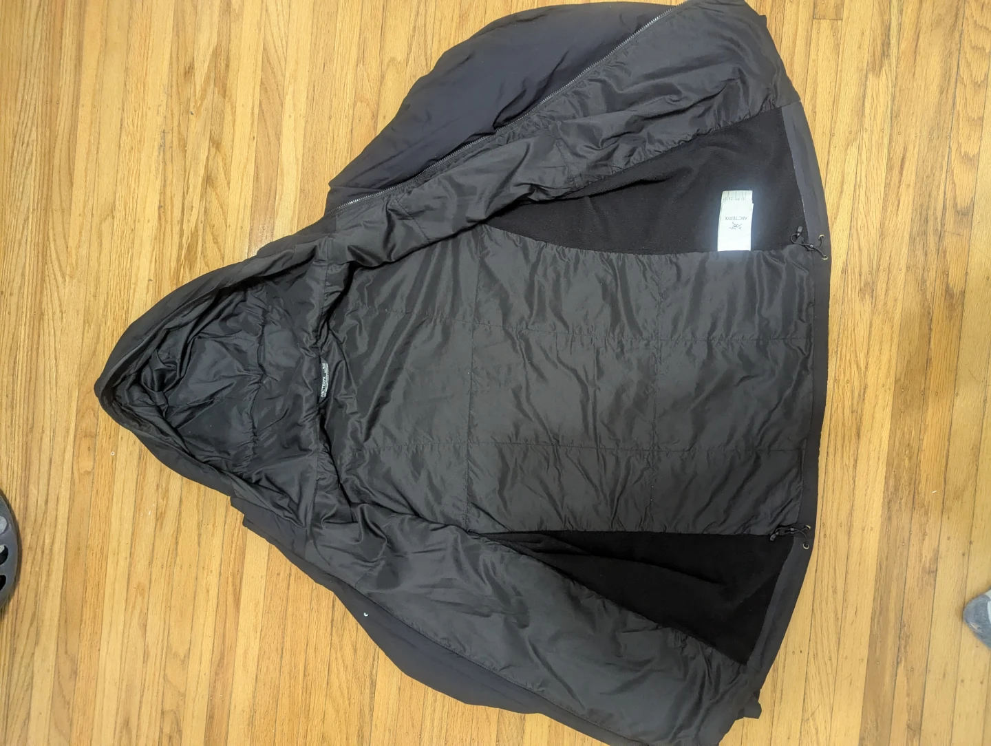 Atom LT Arcterxyx Jacket ( USED ) - photo 4