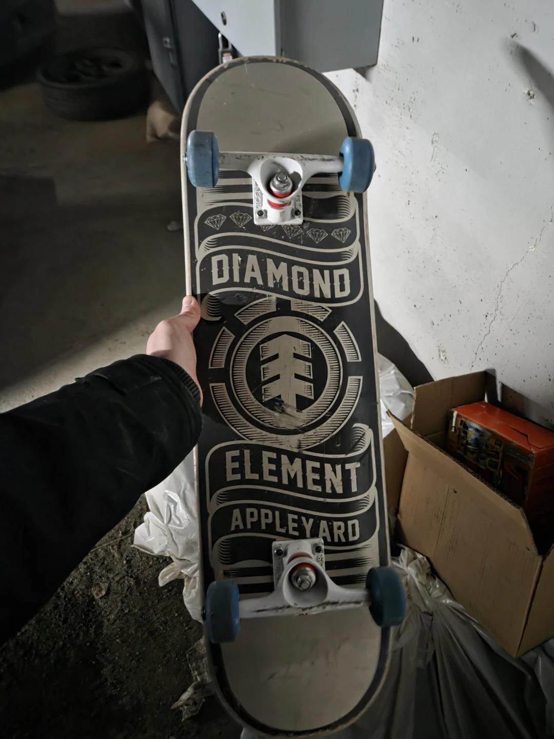 Diamond Element Appleyard Skateboard - photo 2