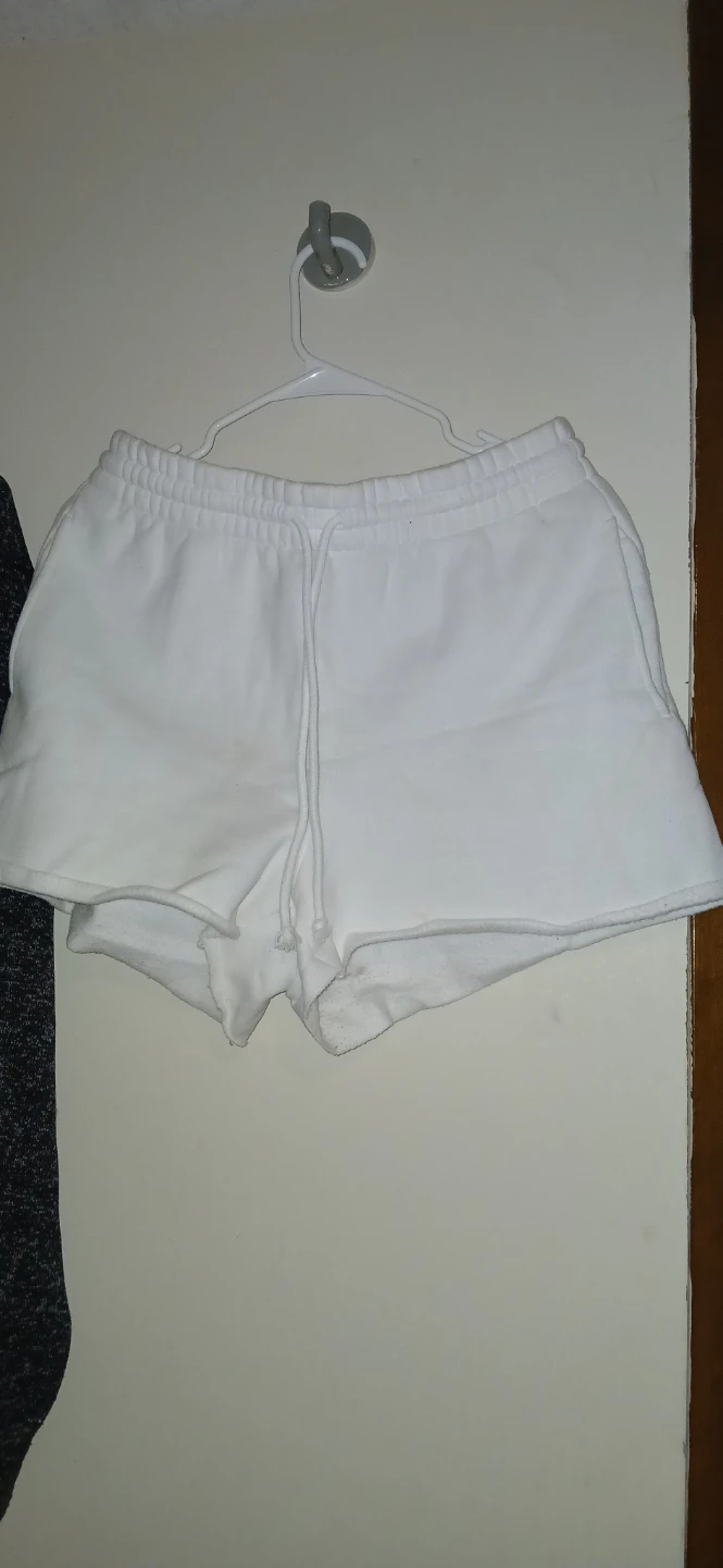 Tha Cozy Fleece Boyfriend Shorts - White, Size M - photo 2