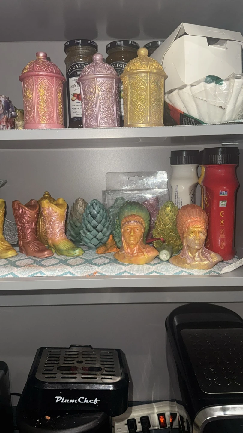 Collection of Decorative Candles - photo 3