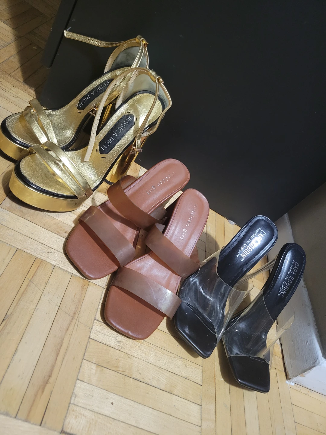 Women's fashion