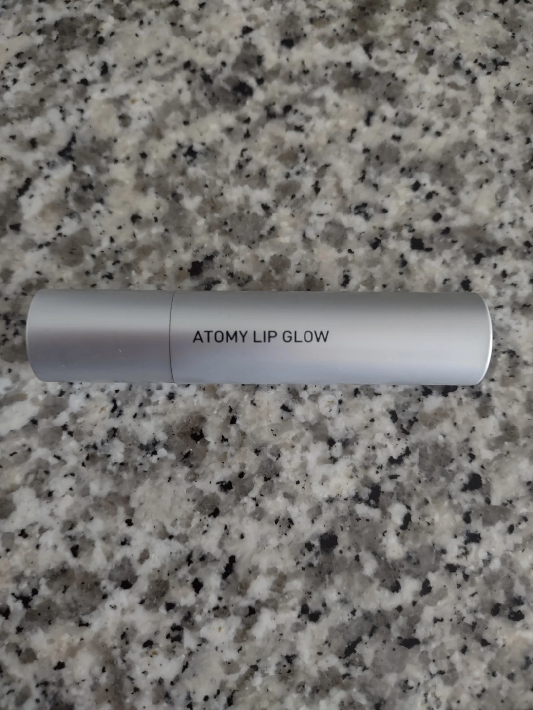 New Atomy Lip Glow