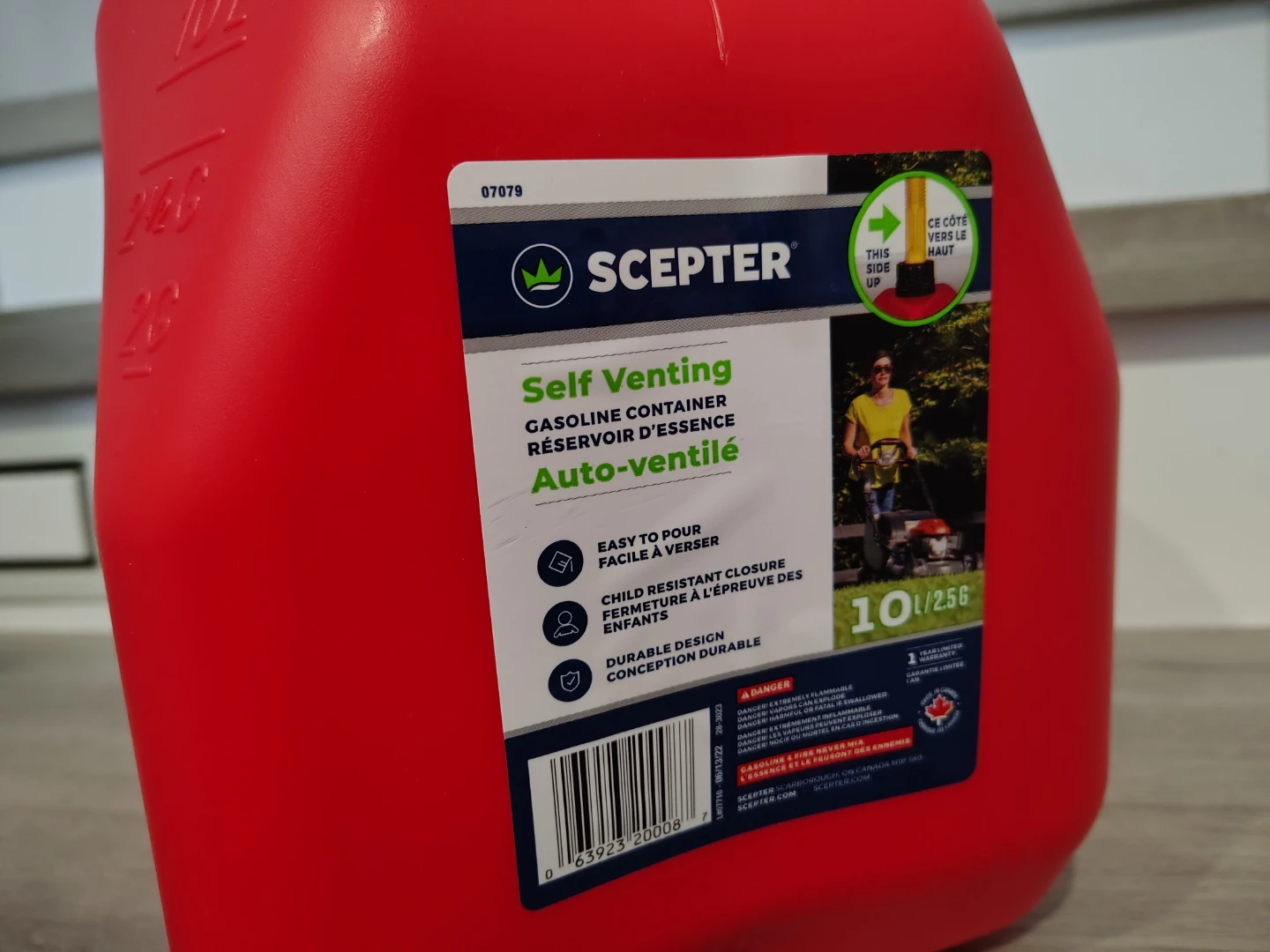 Scepter 10L Self Venting Gasoline Container. Jerry Can. - photo 2