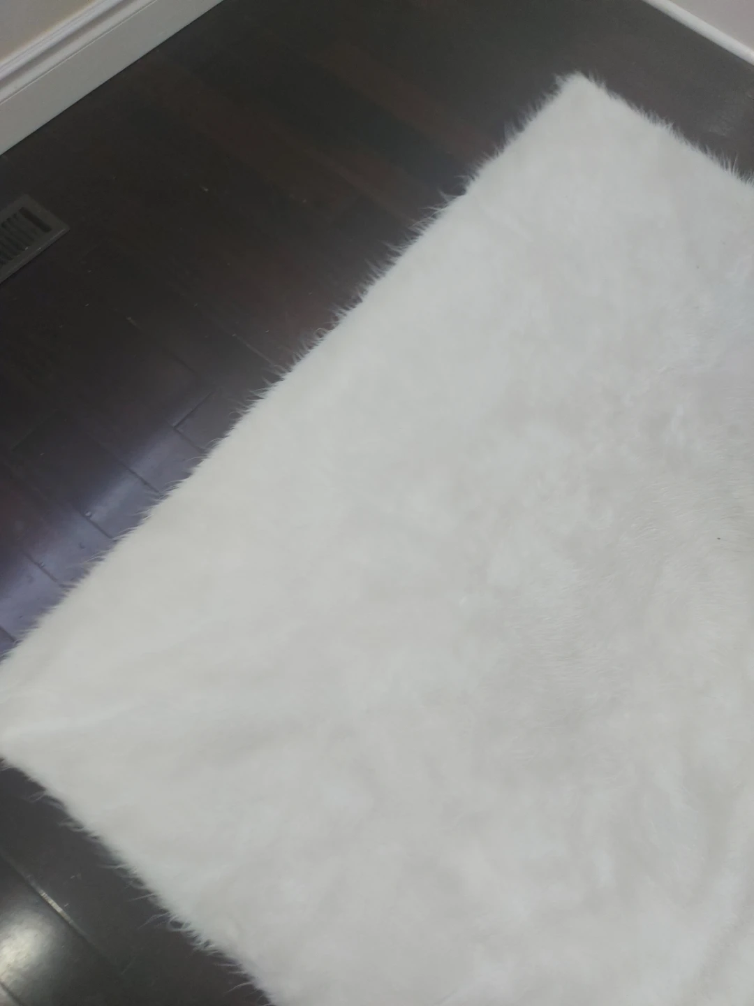 F.L.A.G. Accessories White Rug - photo 3