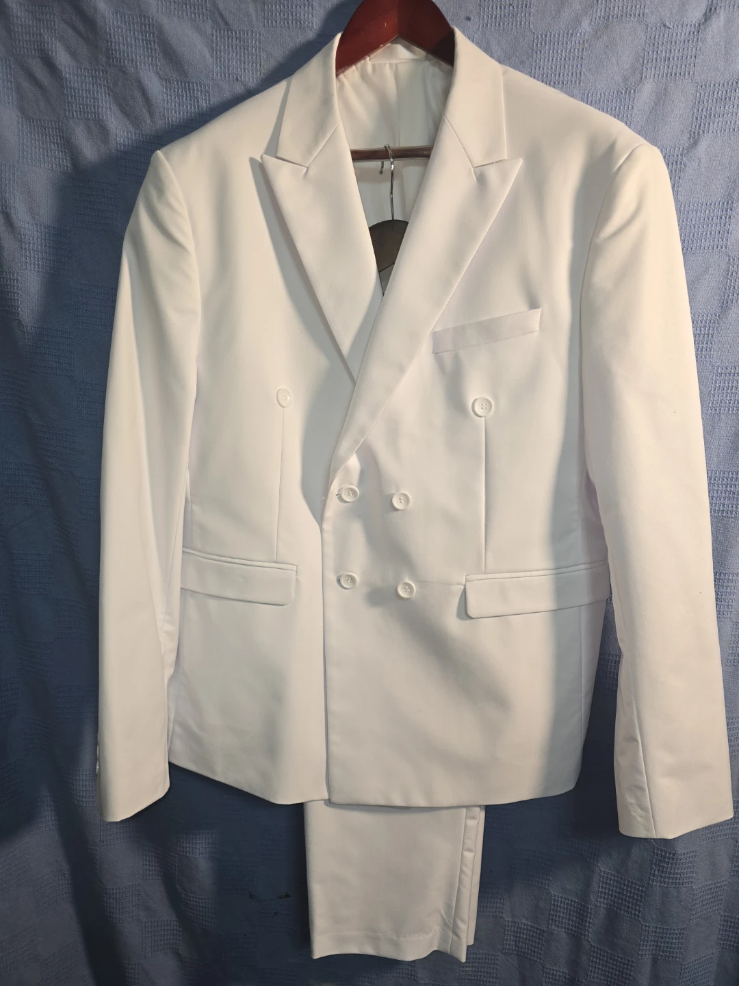White Double-Breasted Suit - photo 2