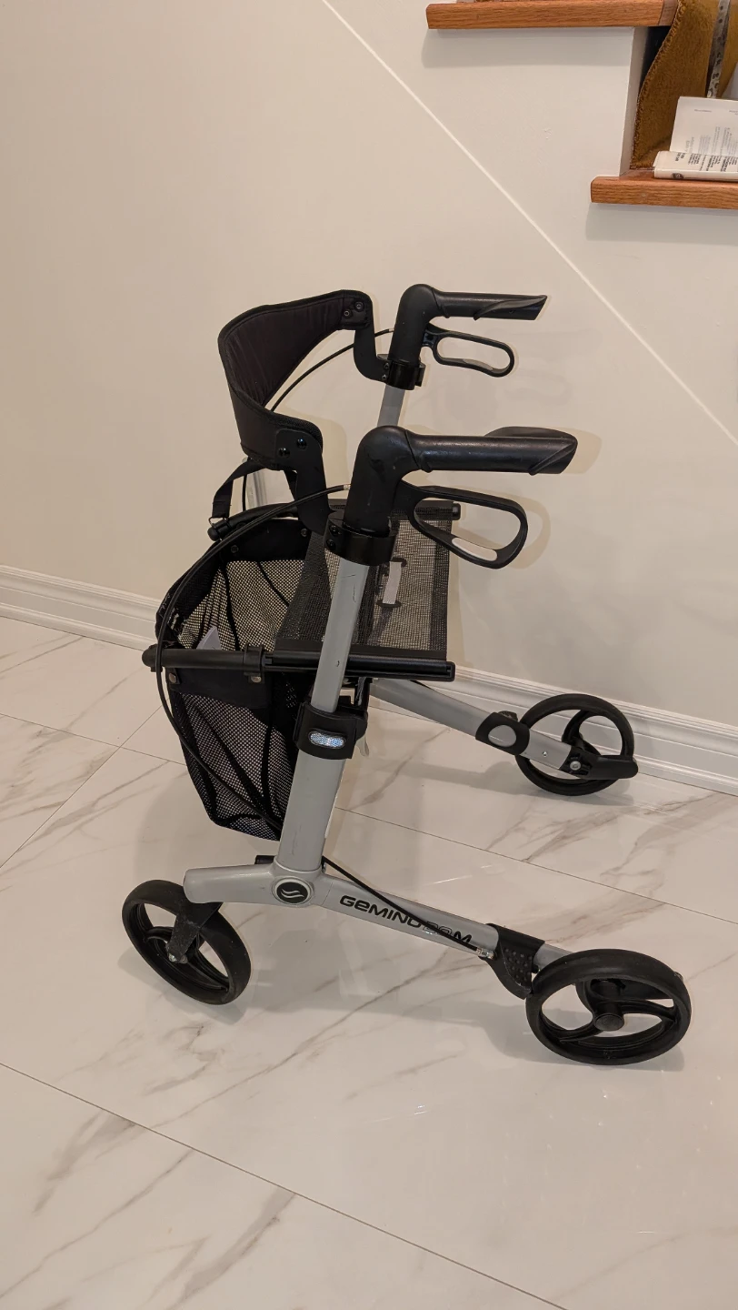 Gemino 20M Walker