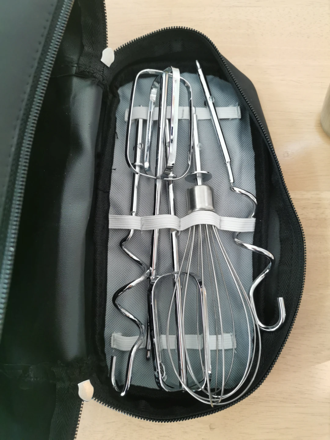 Oster Hand Mixer with Case and Attachments - photo 4