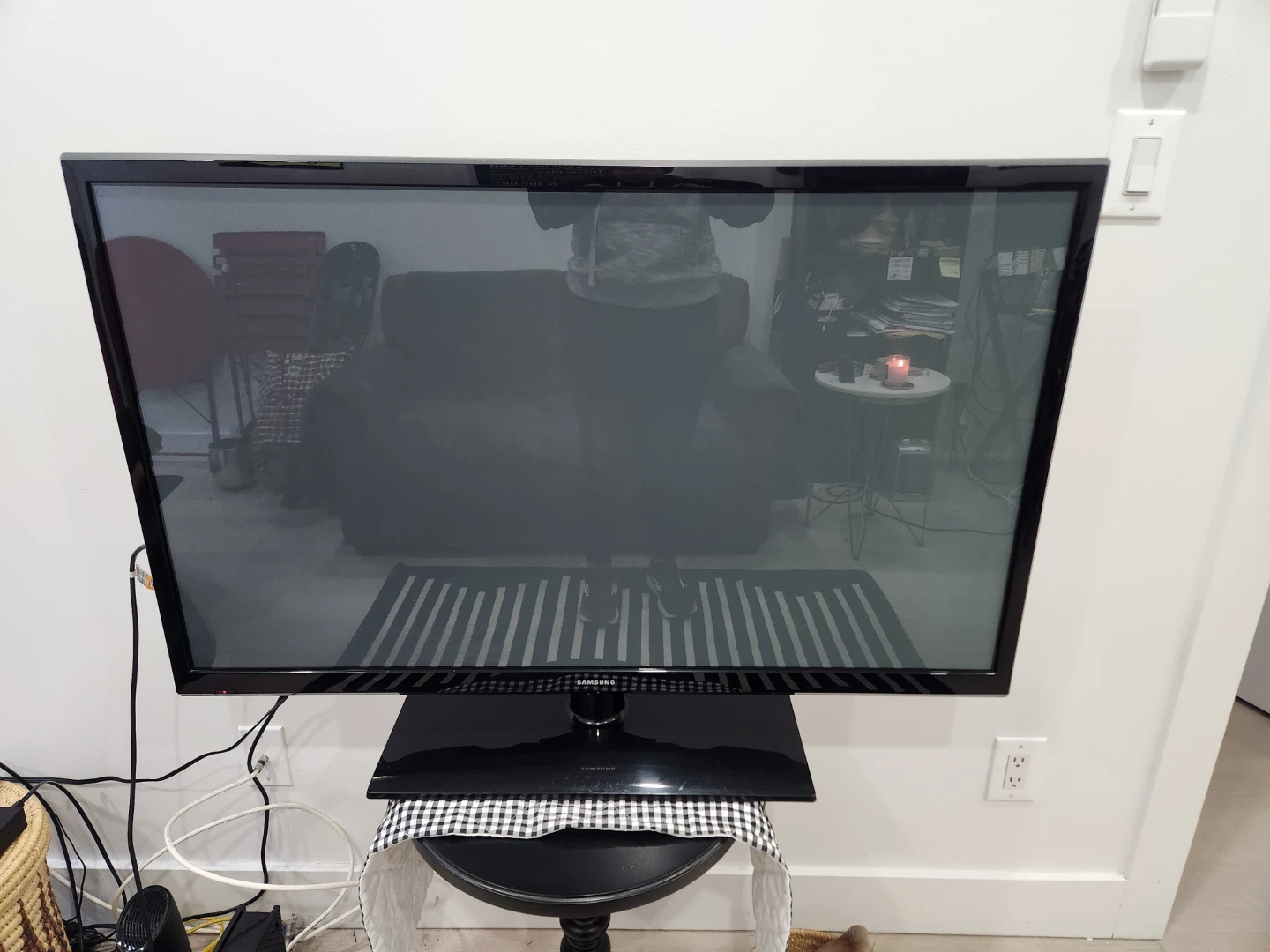 Samsung 46 inch Flat Screen TV