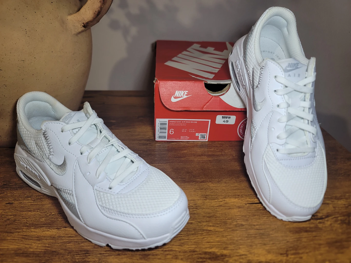 Nike Air Max Excee Women's Shoes White Platinum Size 6