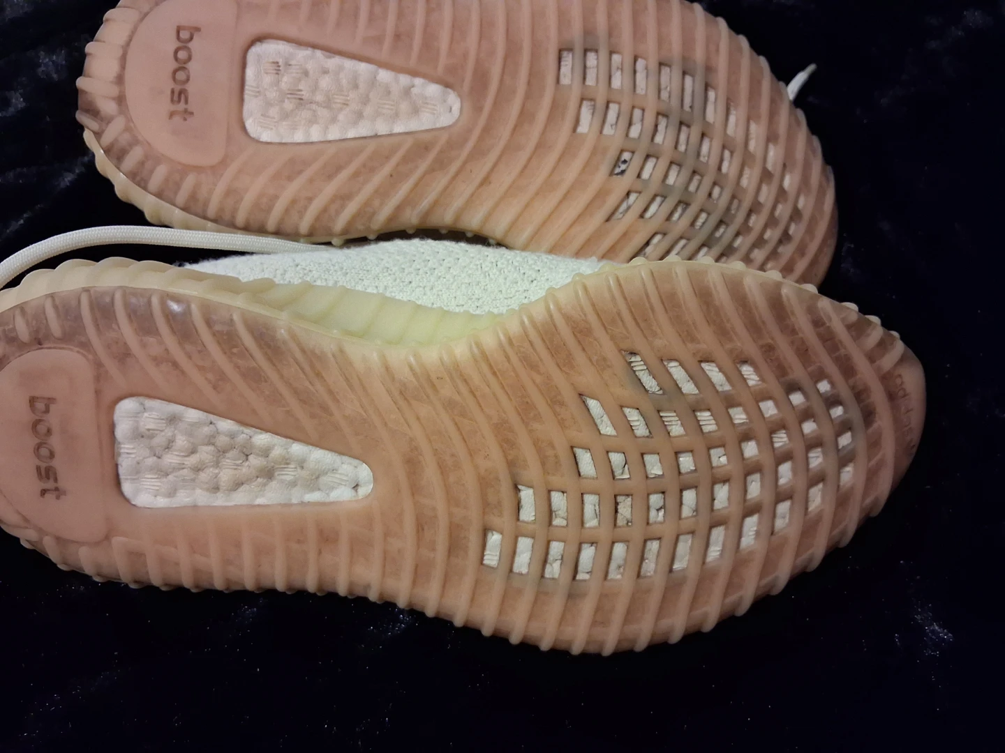 Adidas Yeezy Boost 350 V2 Cream - photo 4