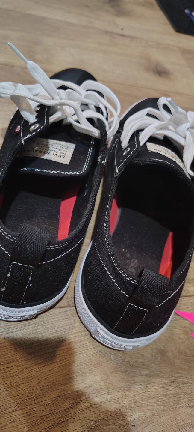 Women's Size 9 -Levi's Black Sneakers - photo 5